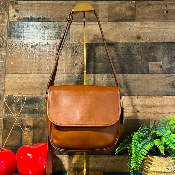Coach Vintage Pre 94 Tailored Pouch Bag Saddle Honey Brown Tan